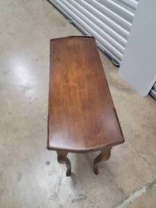 lot 27 image: Contemporary Chairside Table