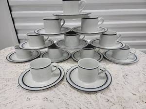 lot 60 image: Dansk Bistro Cup and Saucer Service
