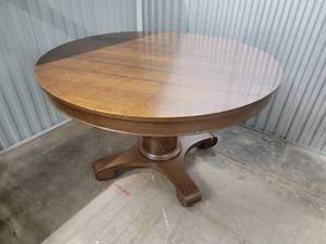 lot 21 image: Empire Scroll Foot Pedestal Dining Table