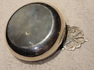 lot 17 image: Sterling Silver Porringer Bowl, 181 grams