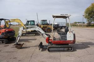 2005 Takeuchi Model TB016 Mini Tracked Excavator