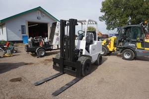 1995 Yale Model GP060LBNSBT086 6,000 lb Fork Lift