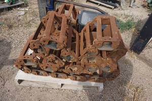 Loegering Over Tire Mount Skid Loader Skid Steer Metal Tracks