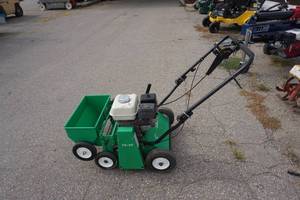 Classen Model TS-20 Push Turf Seeder