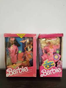 lot 181 image: Barbie Dolls - Lot 2