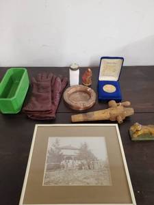 lot 193 image: Vintage Lot