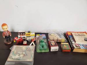 lot 194 image: Old Toys And More
