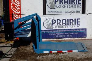 Wheelchair lift
