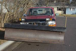 video uploaded 1995 FORD F250 7.3L DIESEL PLOW TRUCK
