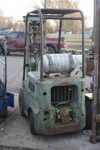 Video uploaded LP Clark Forklift