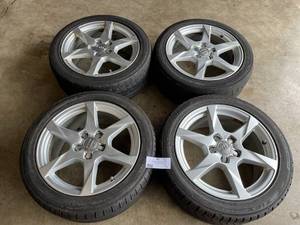 lot 04 image: Audi S6 Six Blade Rims with Tires 17 Boxed configuration