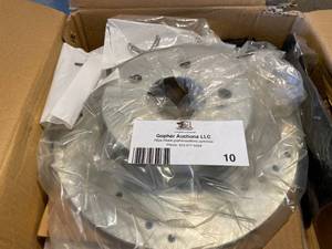lot 10 image: 2008-12 Mercedes C300 4Matic, New Drilled and Slotted Rear Brake set (Both LR)
