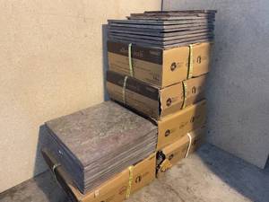 lot 42 image: Natural Slate Multi-Color 67 Square Feet of 12x12 Stone Tiles