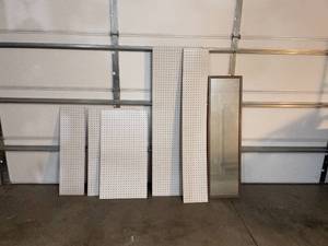 lot 50 image: Miscellaneous sized Wall Peg Boards and Door Mirror