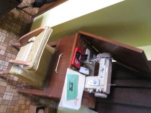 Vintage Climax Sewing Machine and f...