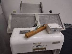 Oliver model 797-32 bread slicer...