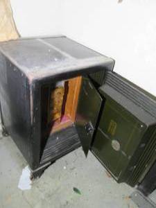 J Baum safe and lock co. safe. Comb...