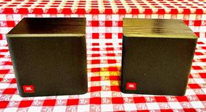 lot 26 image: Pair of JBL FLIX speakers 5 12 x 6...