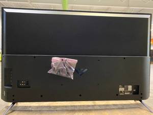 lot 977 image: V585-G1 VIZIO 58 Class 4k UHD LED SmartCast Smart TV HDR V-Series (TECHNICIAN TESTED LIKE-NEW)