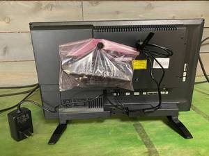 lot 990 image: ITDE1988B iLive 18.5 LED TV with DVD Player (TECHNICIAN TESTED LIKE-NEW)