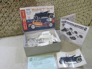 lot 25 image: (CS) AMT 1925 Model T Ford Model ...
