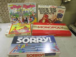 lot 29 image: (G-1) Vintage Board Games, Rockem ...