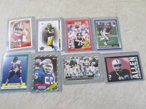 lot 78 image: (FS) Collector Football Cards in Sl...