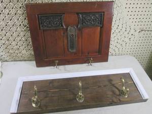 lot 80 image: (C-2) 2 Wall Mount Coat Hook Hanger...