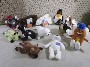 lot 87 image: (CSB) 12 Assorted Plush Animals Adv...