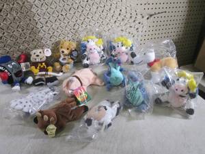 lot 90 image: (CSB) 13 Assorted Plush Animals Adv...