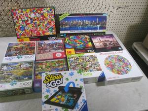 lot 122 image: (RM1) Assorted Puzzles and Puzzle S...