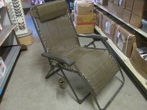 lot 163 image: (RMBC) Folding Outdoor Portable Lou...