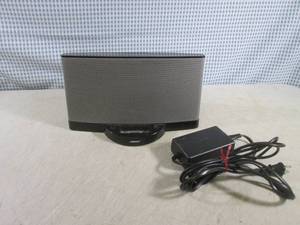 lot 172 image: (BSB) Bose SoundDock Series II Digi...