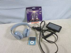 lot 173 image: (CSB) Beats Wireless Headphones, Ga...