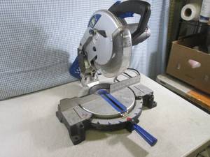lot 256 image: (BR1) Wilton 10 Compound Miter Saw...