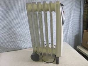 lot 304 image: (EW7) Lakewood Oil Filled Radant He...
