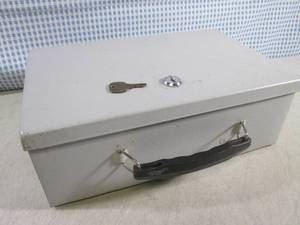 lot 307 image: (CS) Lock Box with Key 13 x 8 12...
