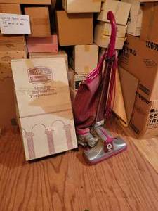 lot 82 image: Vintage Kirby Classic III Vacuum Cleaner w Original Box and Accessories - NO SHIPPING