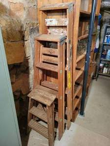 lot 129 image: (3) Wood Stepladders - 5, 4 and 2 - NO SHIPPING