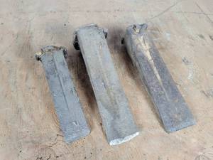 lot 252 image: (3) Splitting Wedges