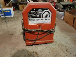 lot 7 image: LINCOLN ACDC Arc Welder Model ACDC 225125 - Very Good Condition - NO SHIPPING