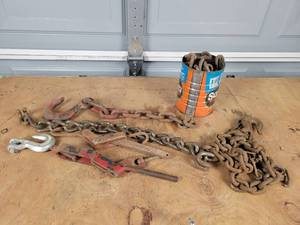 lot 257 image: Lot of Chain Hooks, binders and Links