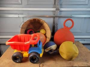 lot 274 image: Hoppity Hop Ball, Dodgeball, Toy Truck and More - NO SHIPPING