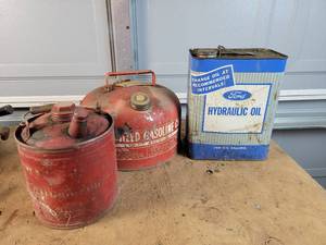 lot 293 image: Vintage 2-Gallon Metal FORD hydraulic Oil Can - About 13 Full, 2.5 Gallon Steel Gas Can and Antique 1 Gallon Fuel Can - NO SHIPPING