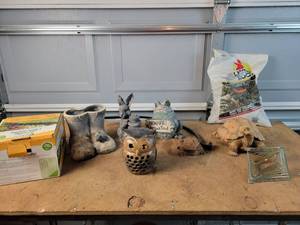 lot 296 image: Lot of Animal Garden Statues, LAVA Rock and Lawn Edging - NO SHIPPING