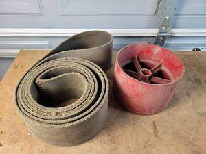 lot 307 image: Ford Tractor Cast Iron Pulley and Belt