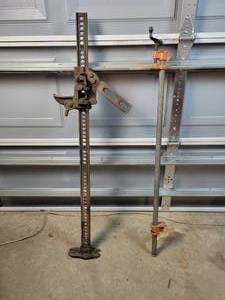 lot 313 image: 48 Handyman Jack and 36 Pony Clamp - NO SHIPPING