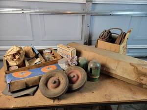 lot 318 image: Large Lot of Assorted Hardware, Oxygen Tank Caps, Steel Wool, Roll of Screen and More - NO SHIPPING