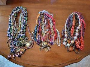 lot 26 image: Large Lot of Assorted Necklaces - Costume, Natural Gemstone, Seashell, Rhodonite, Art Glass, and MORE