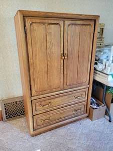 lot 25 image: Solid Wood Cabinet by Vaughan of Virginia - NO SHIPPING